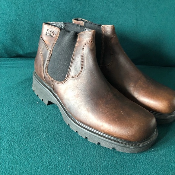 !!SOLD!! NBW VINTAGE MADE IN ENGLAND MENS CHELSEA DOCS SIZE 11 - Picture 1 of 3